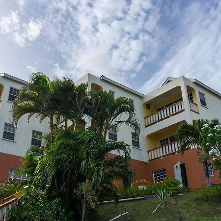 Hillside Apartments Kingstown Esterno foto